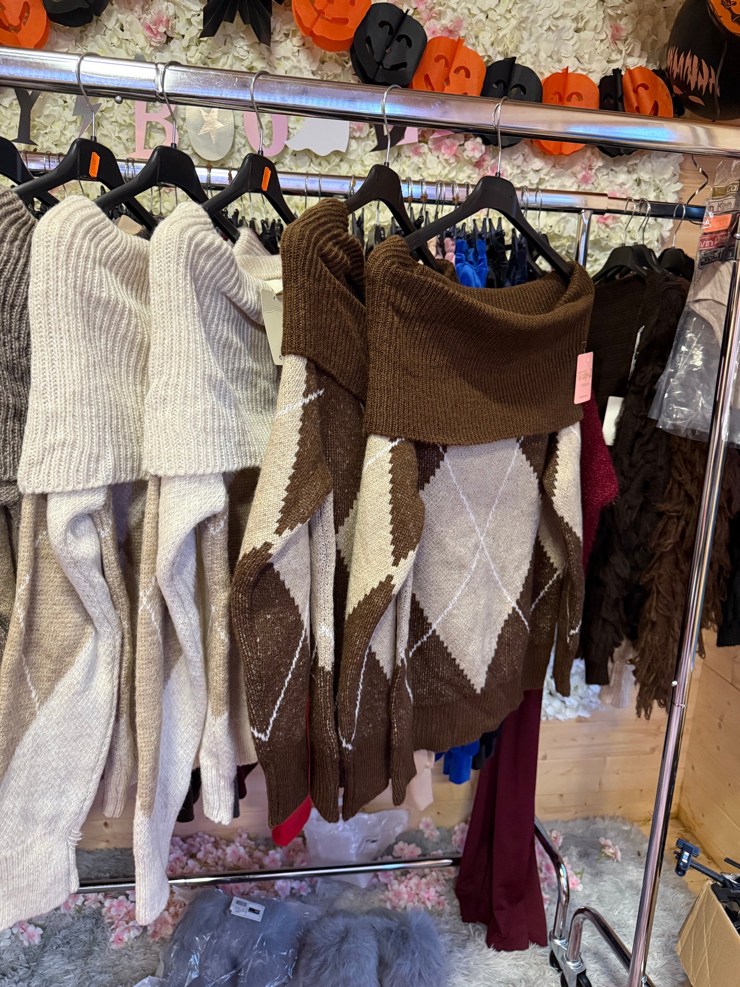 Diamond off shoulder jumper