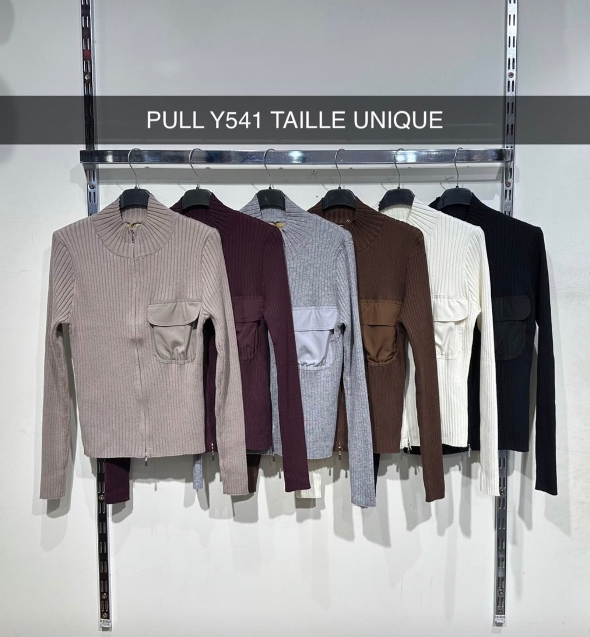 Long sleeve cardi with zip